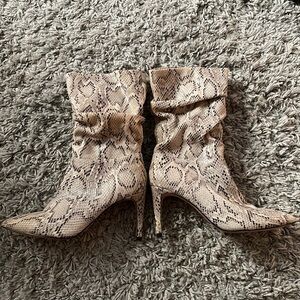 XOXO SNAKE PRINT SCRUNCHED BOOTS HEELS SIZE 8 WORN ONCE EXCELLENT CONDITION